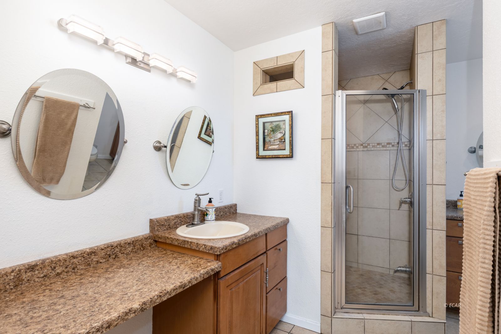 2086 Russell Drive Property Photo 12
