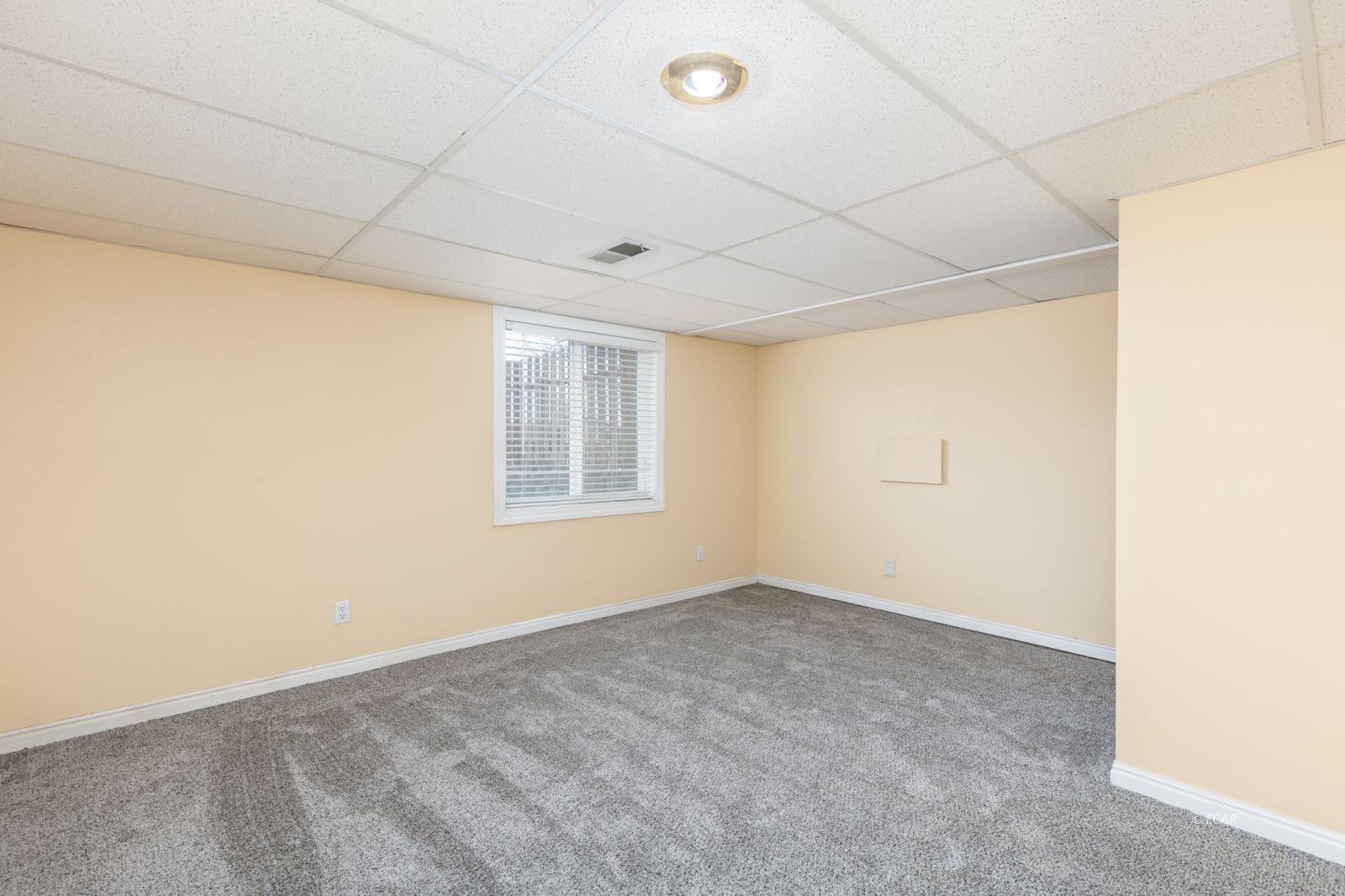 2086 Russell Drive Property Photo 37