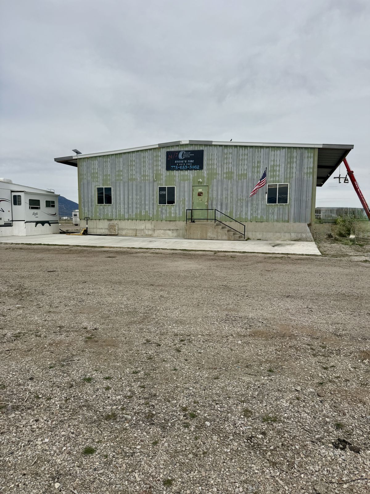 950 N Mcgill Highway Property Photo 1