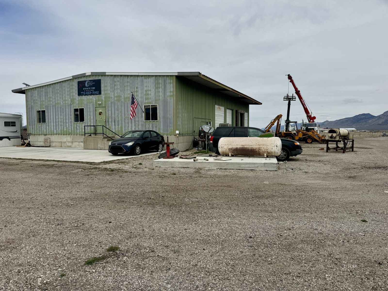 950 N Mcgill Highway Property Photo 4