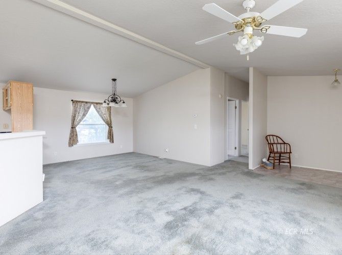 530 S Shoshone Avenue Property Photo 3