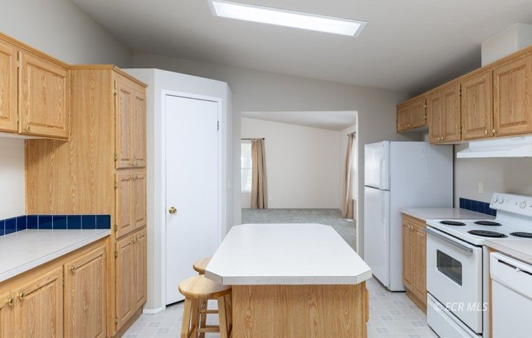 530 S Shoshone Avenue Property Photo 19