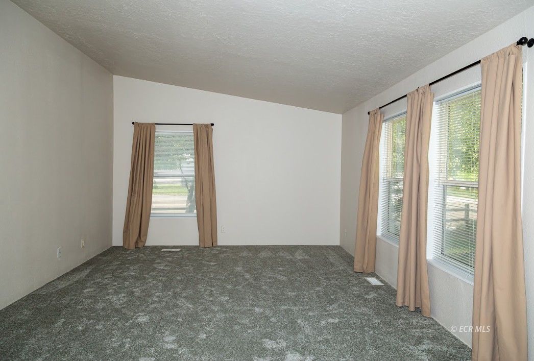530 S Shoshone Avenue Property Photo 20