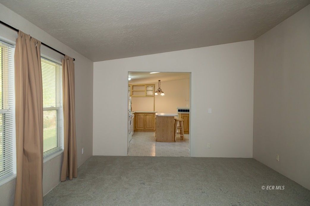530 S Shoshone Avenue Property Photo 21