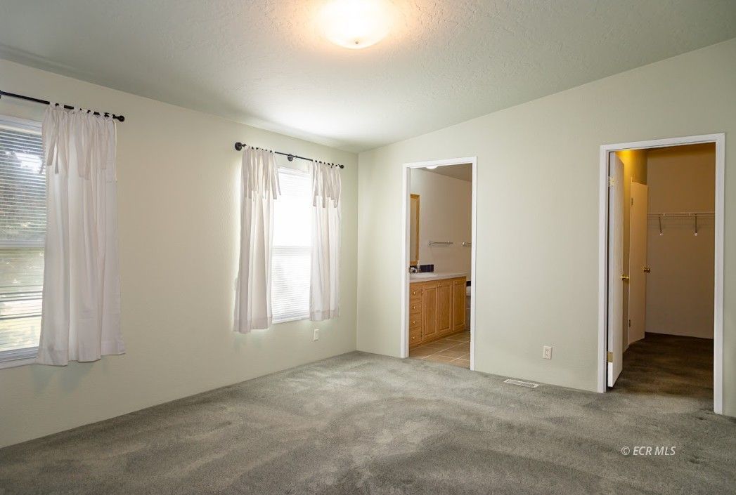 530 S Shoshone Avenue Property Photo 22