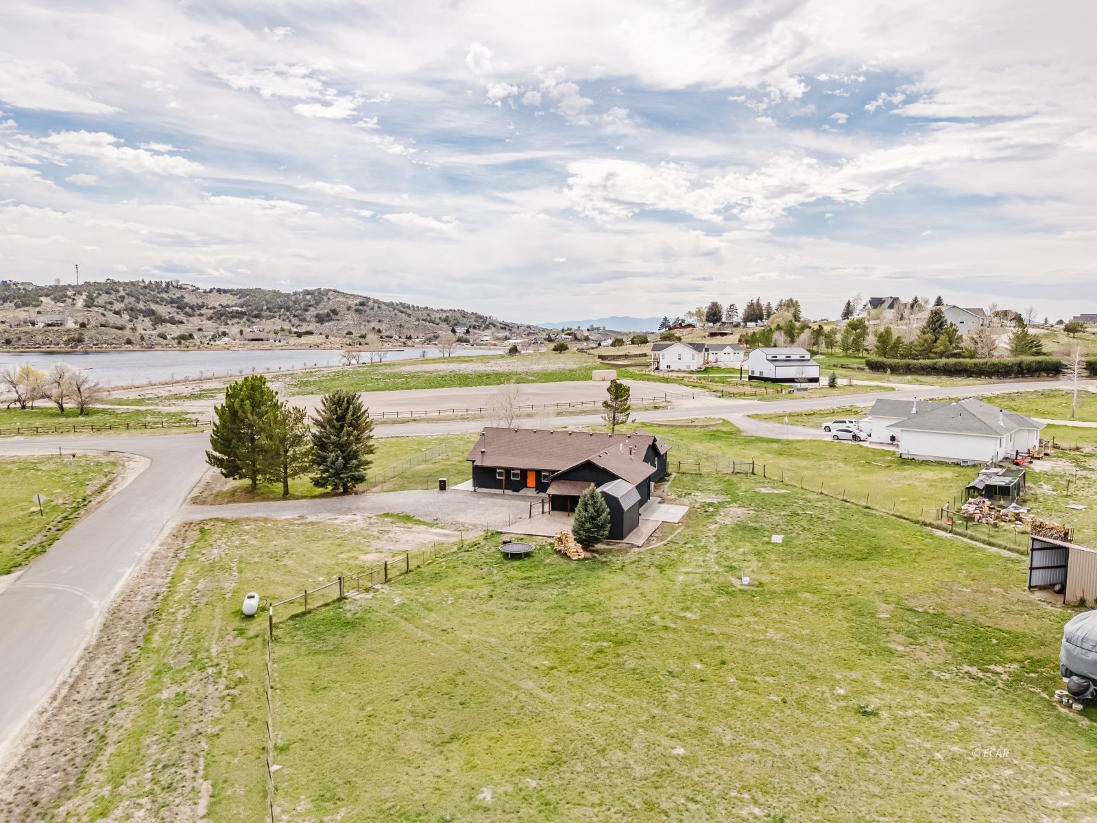 163 Spring Creek Court Property Photo 7