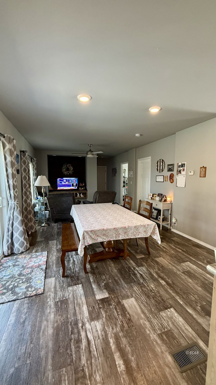 713 Hogan Street Property Photo 11