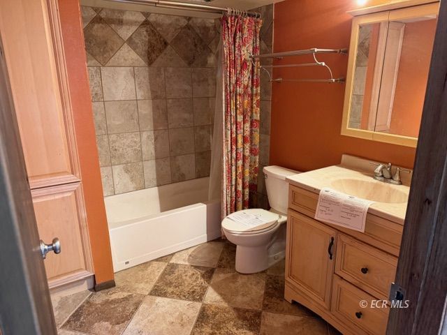 894 Gold Creek Avenue Property Photo 13