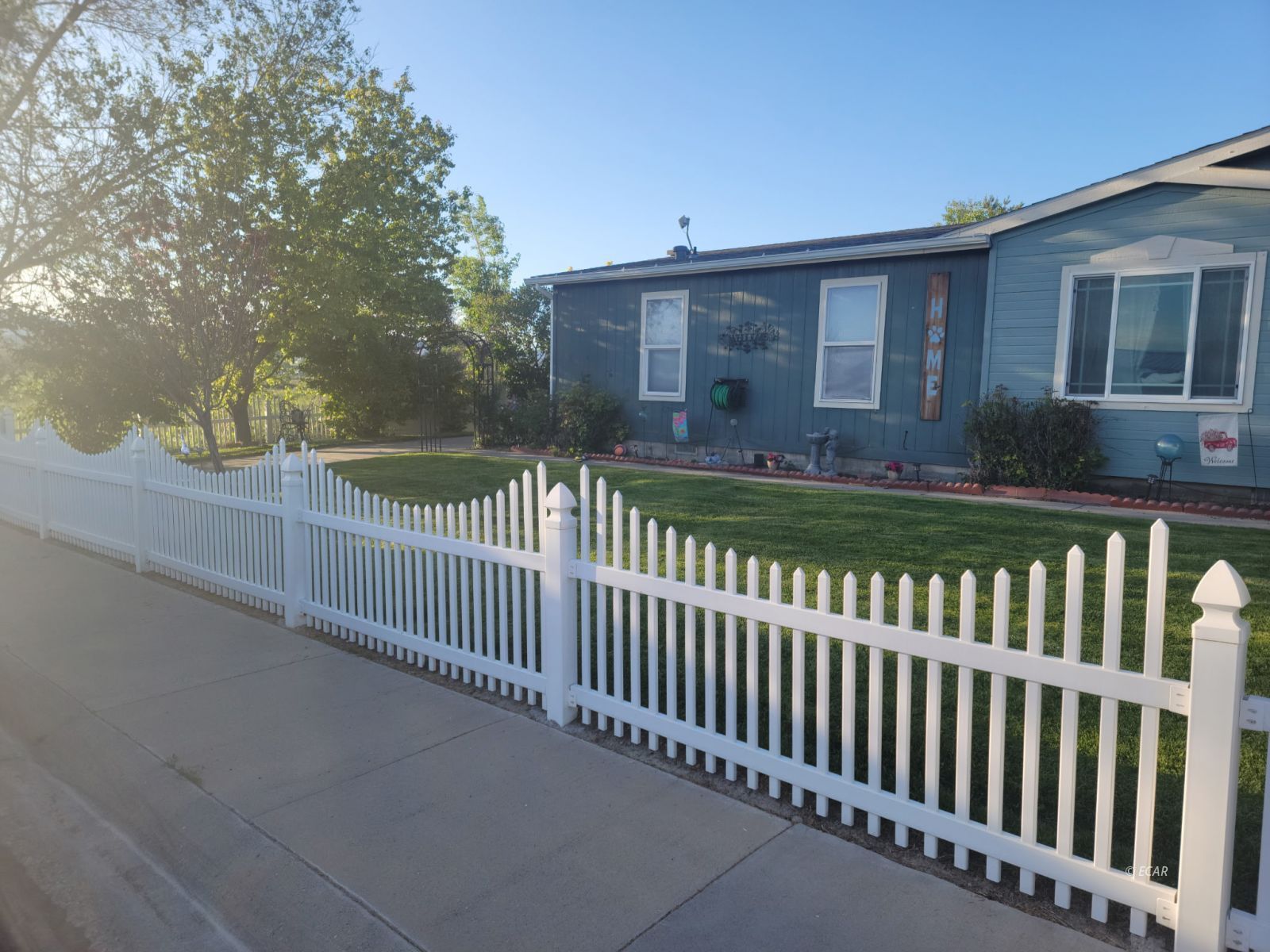 1712 Stoneridge Drive Property Photo 4