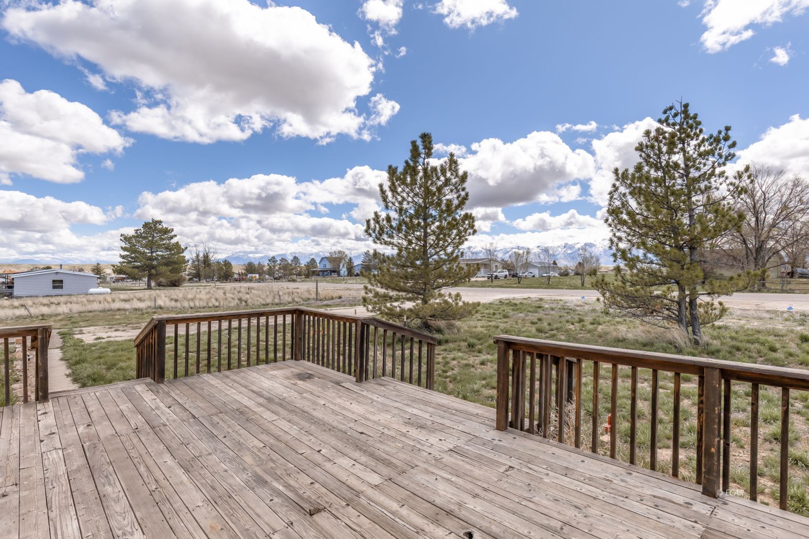 924 Spring Valley Parkway Property Photo 3