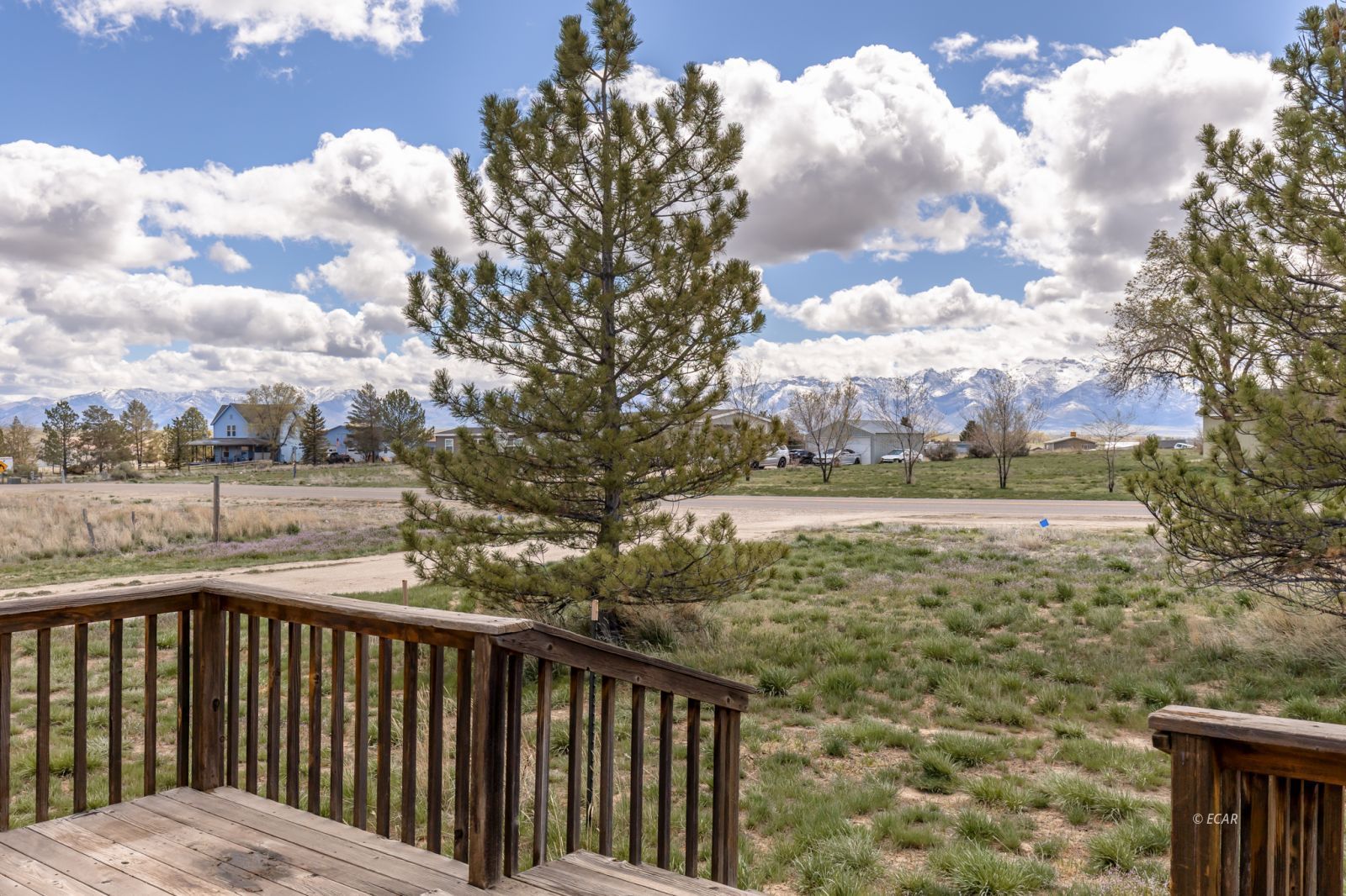 924 Spring Valley Parkway Property Photo 4
