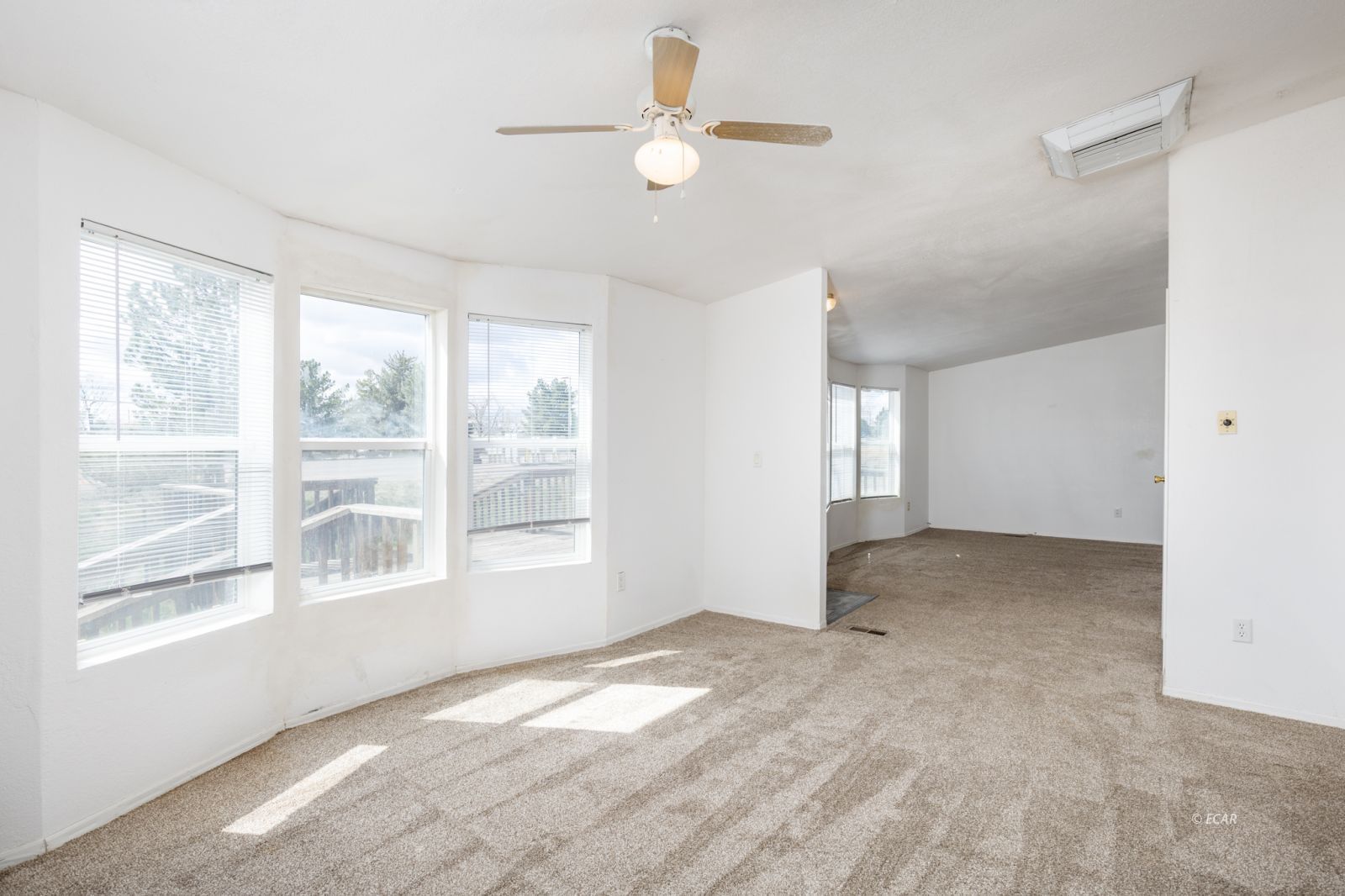 924 Spring Valley Parkway Property Photo 11