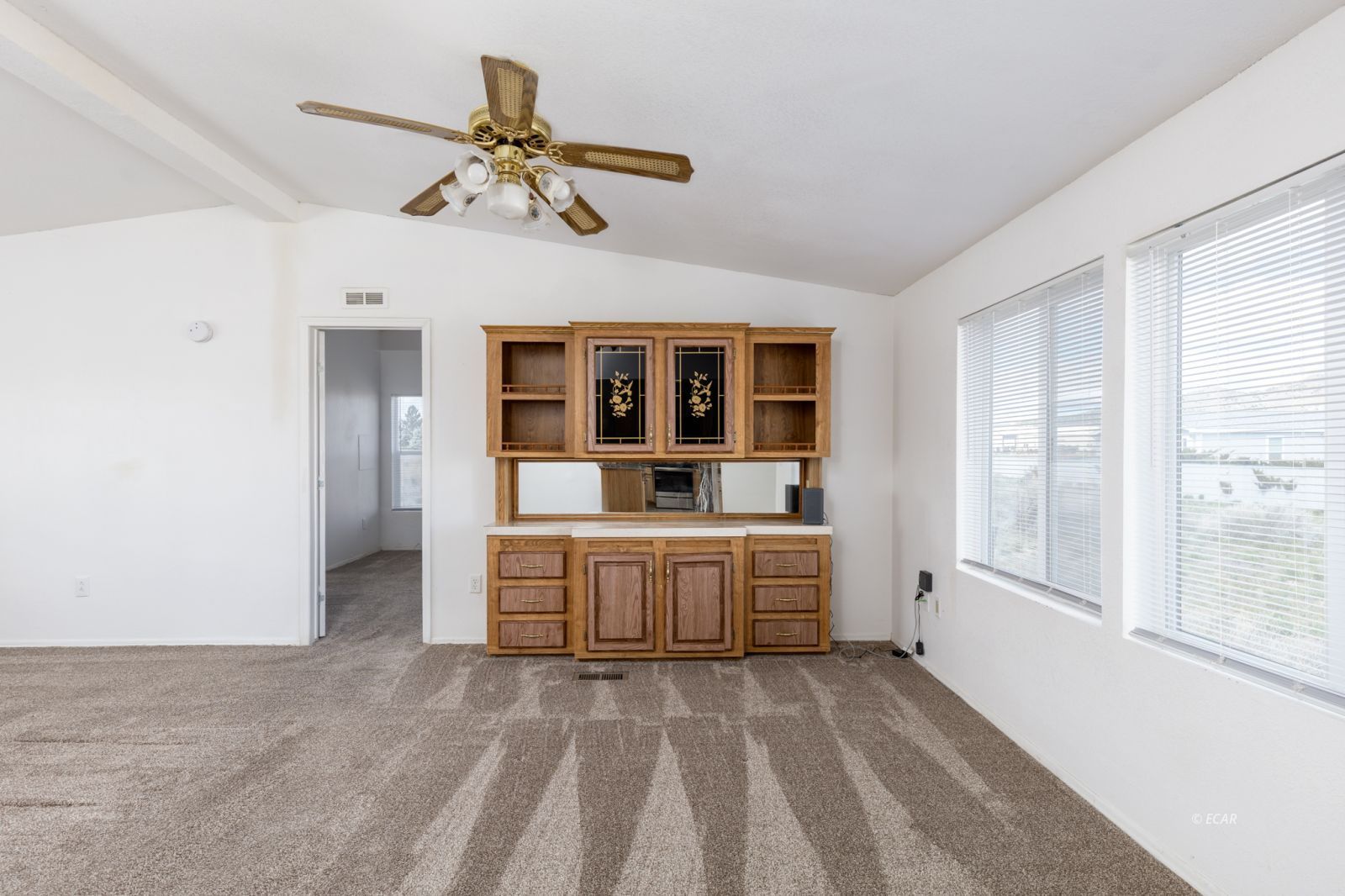 924 Spring Valley Parkway Property Photo 14
