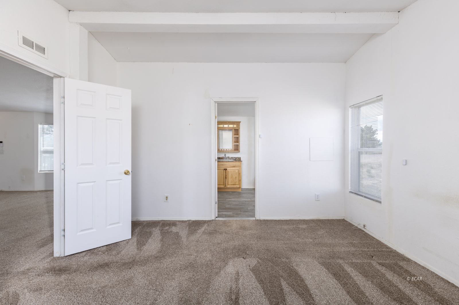 924 Spring Valley Parkway Property Photo 22