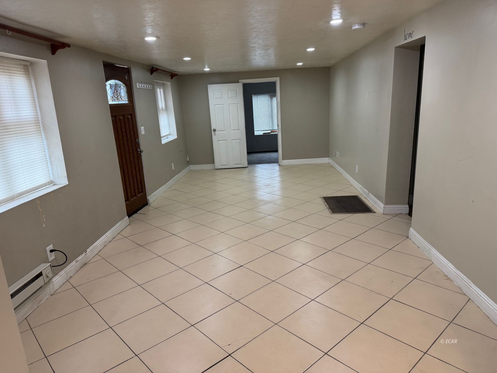 613 Monroe Street Property Photo 2