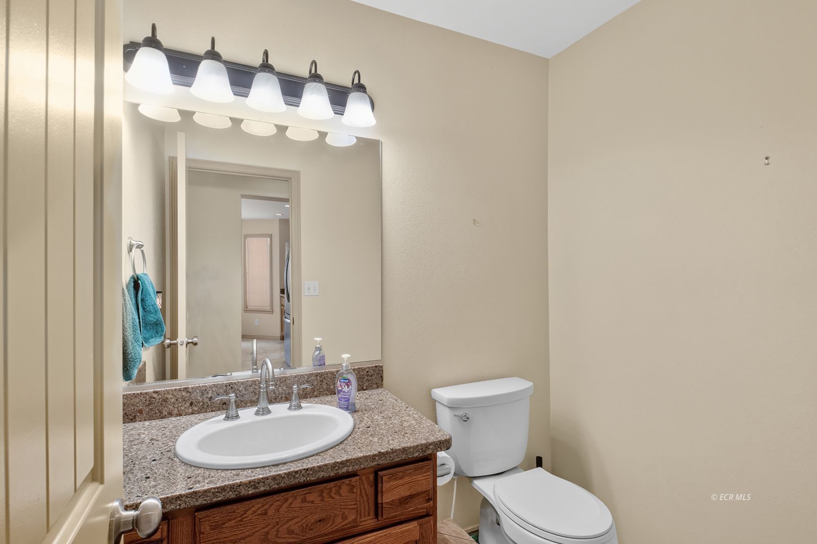3186 Crooked Court Property Photo 10