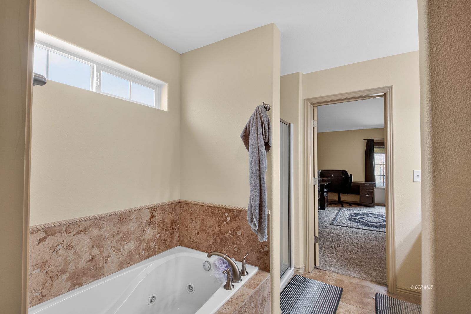 3186 Crooked Court Property Photo 15