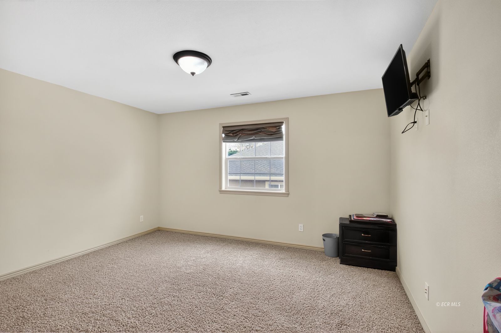 3186 Crooked Court Property Photo 22