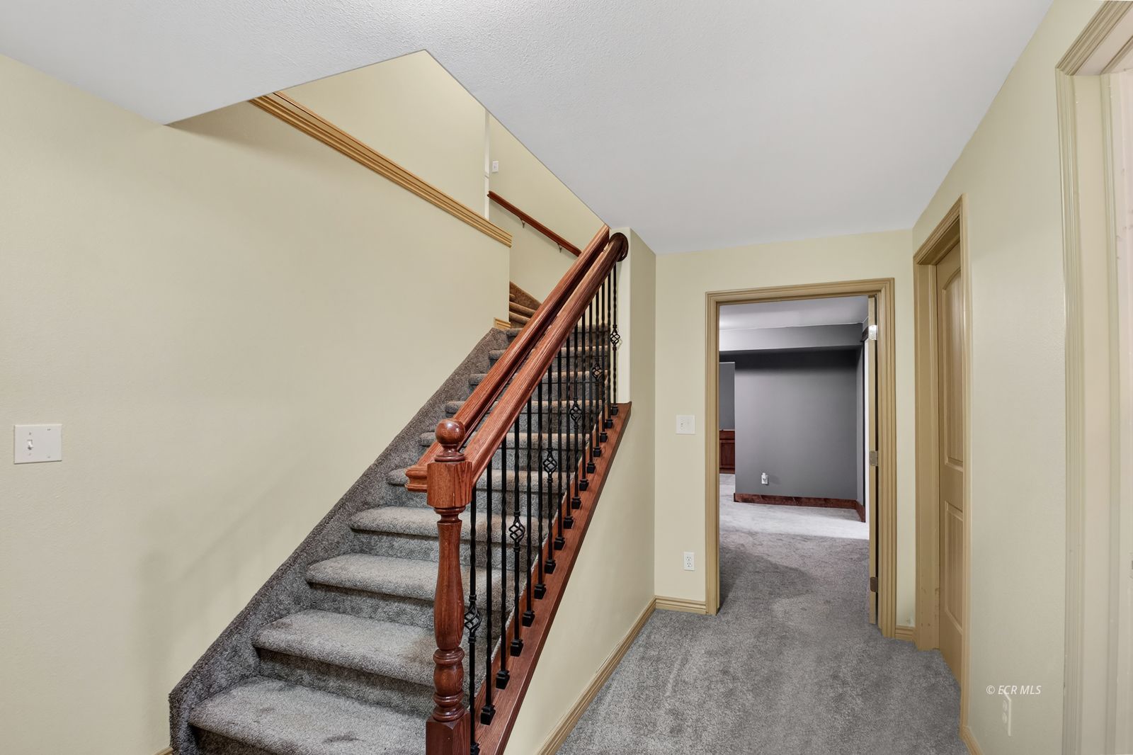 3186 Crooked Court Property Photo 25