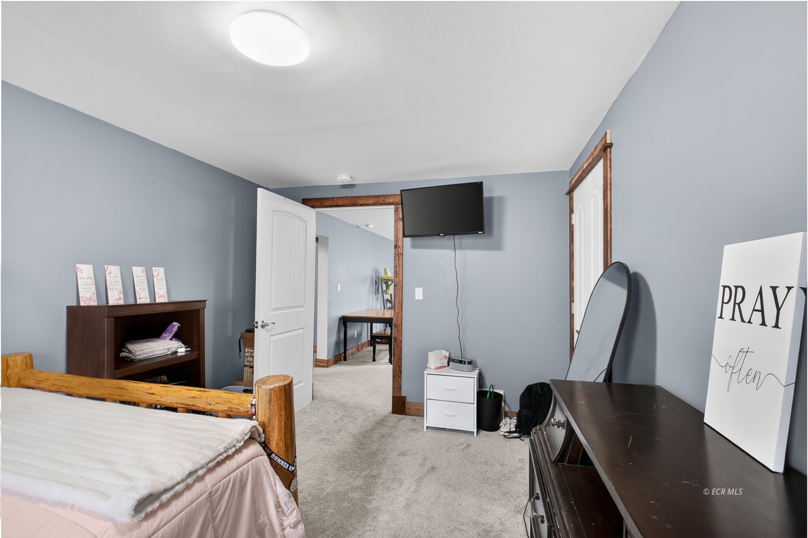 3186 Crooked Court Property Photo 36