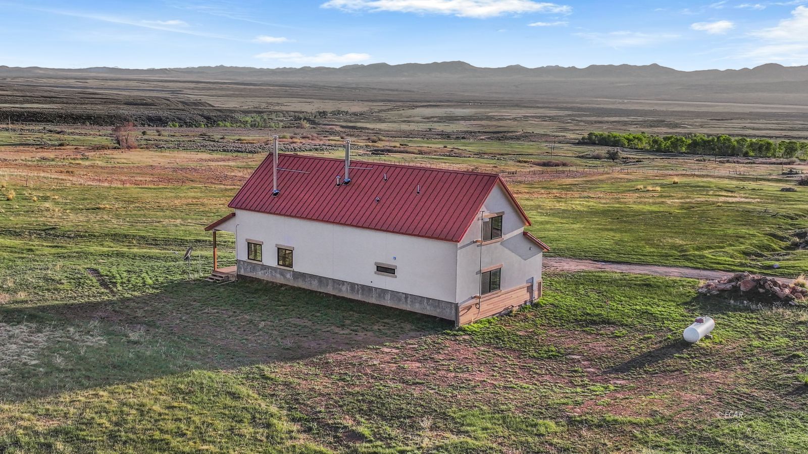7052 Smith Creek Road Property Photo 4