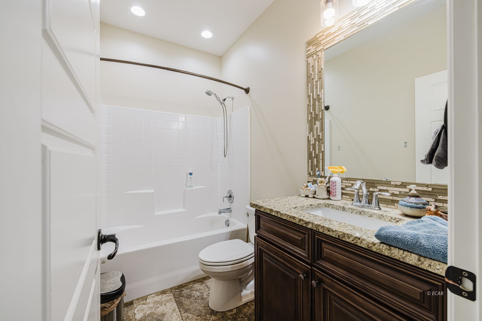 689 Karval Drive Property Photo 28