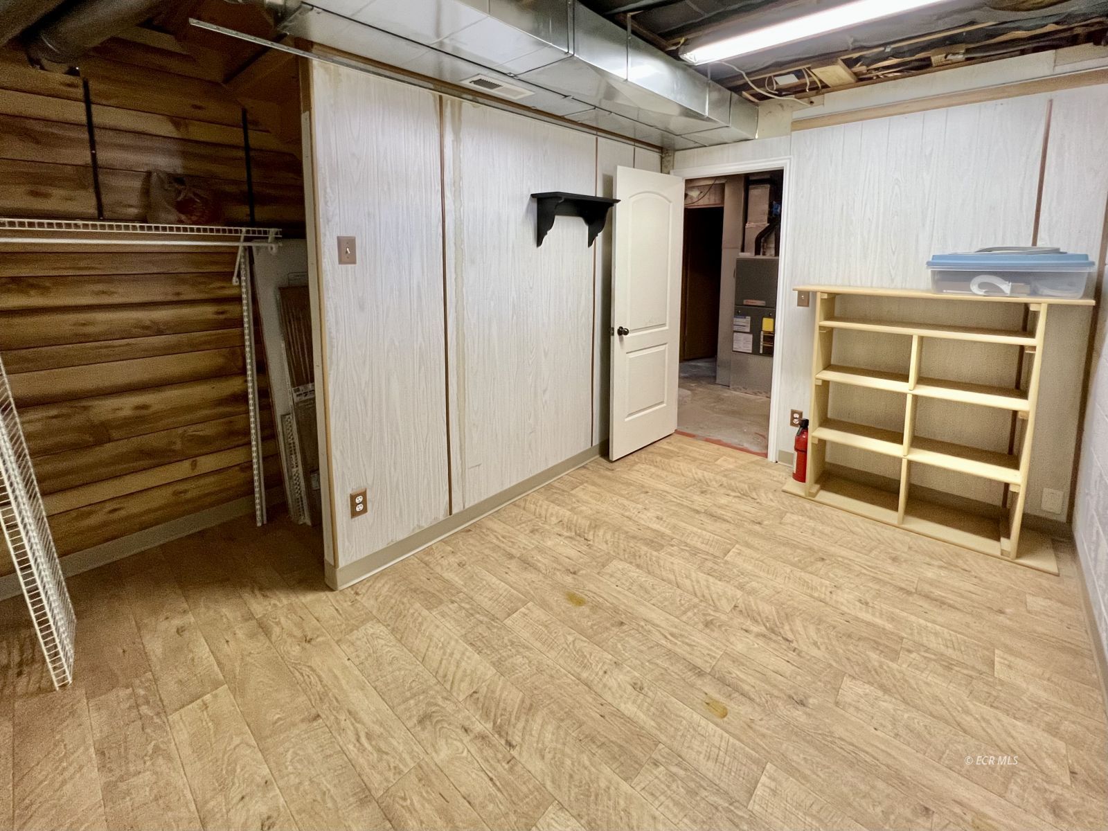 451 Walnut Street Property Photo 18