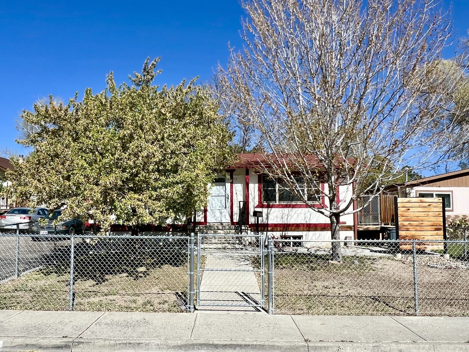 451 Walnut Street Property Photo 32