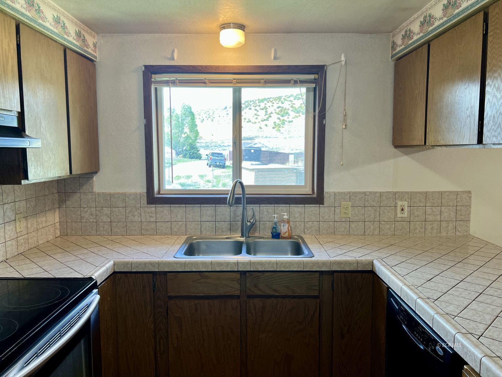 778 Lamont Drive Property Photo 12