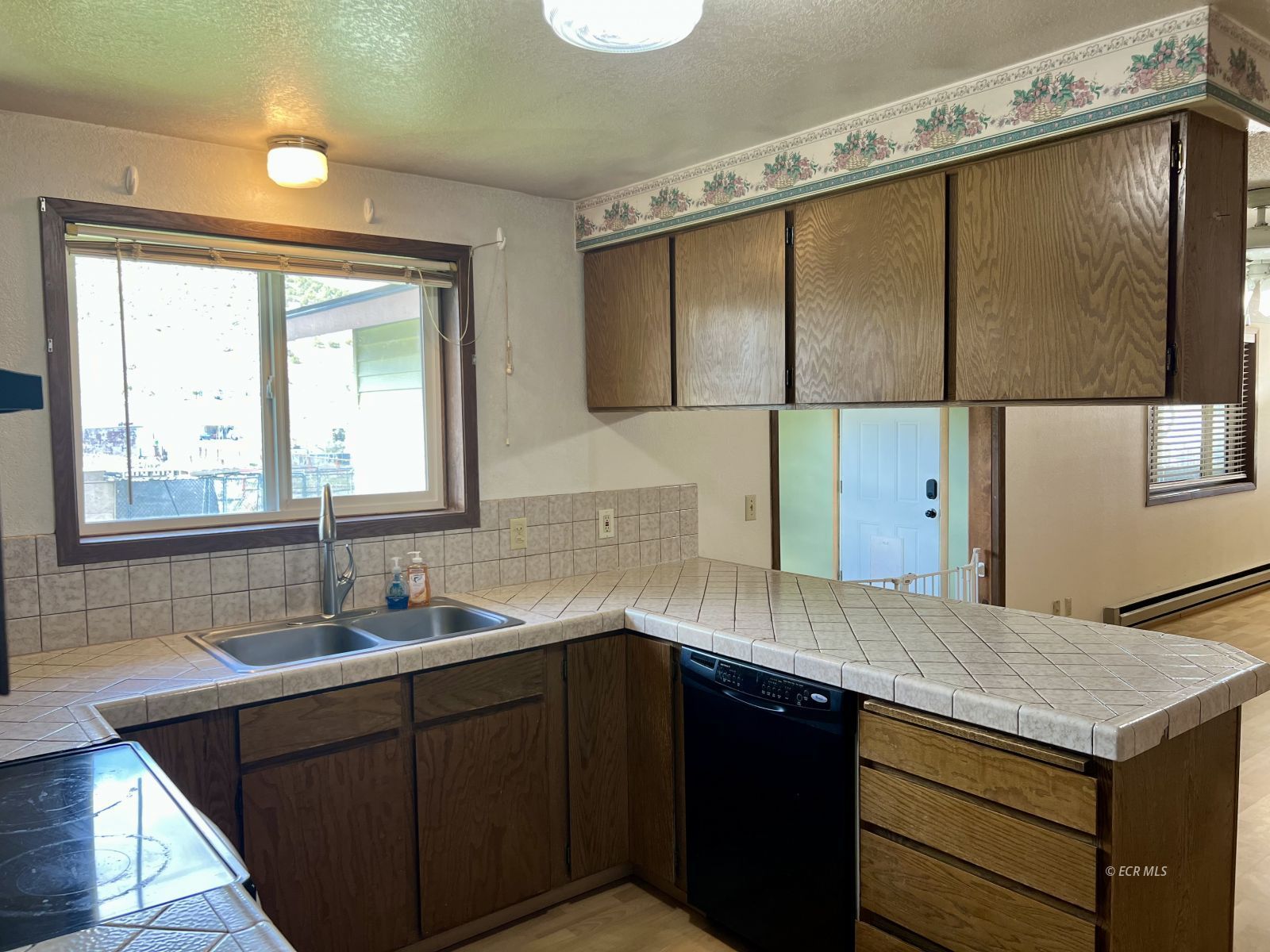 778 Lamont Drive Property Photo 13