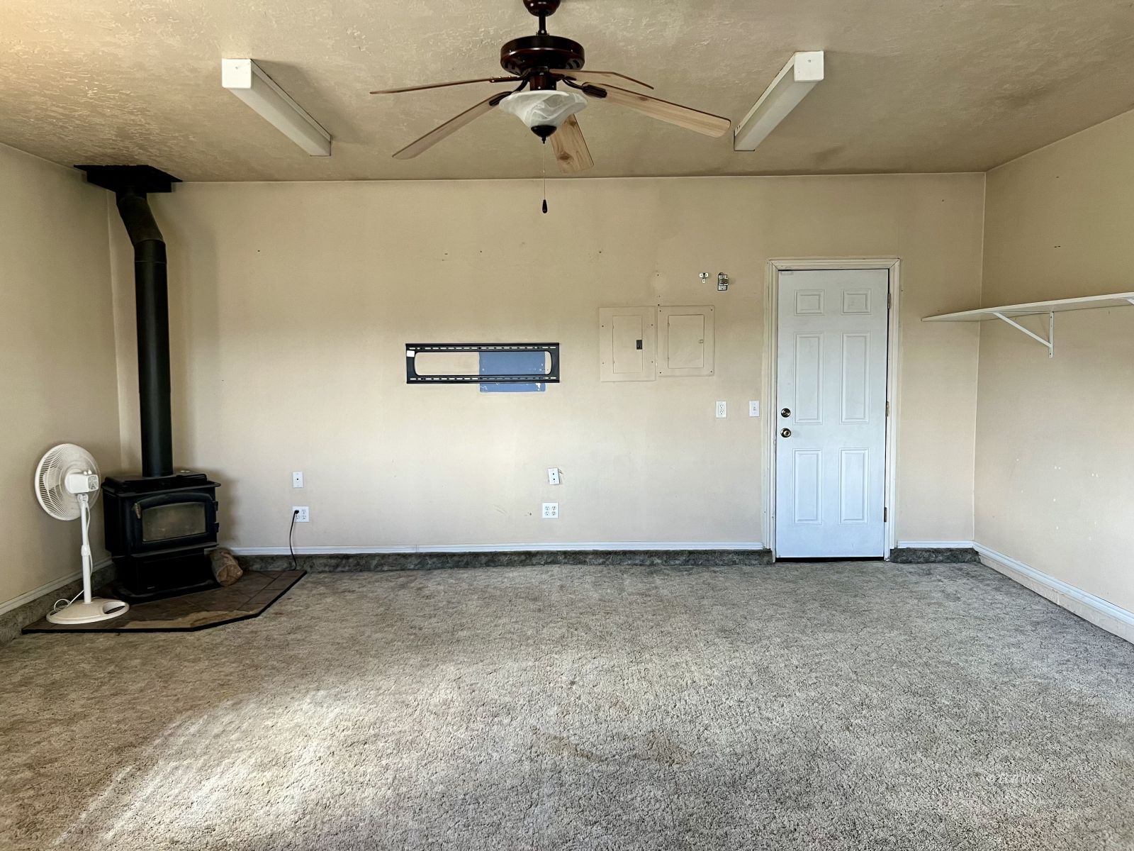 778 Lamont Drive Property Photo 16