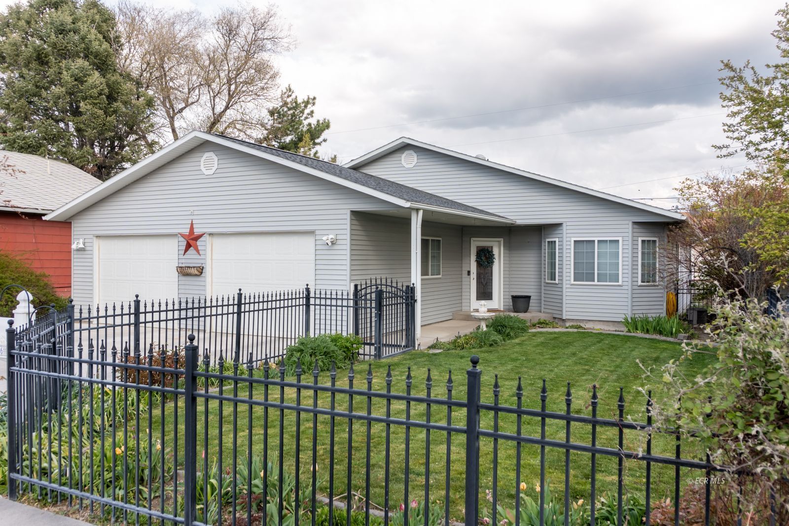 646 Oak Street Property Photo 19