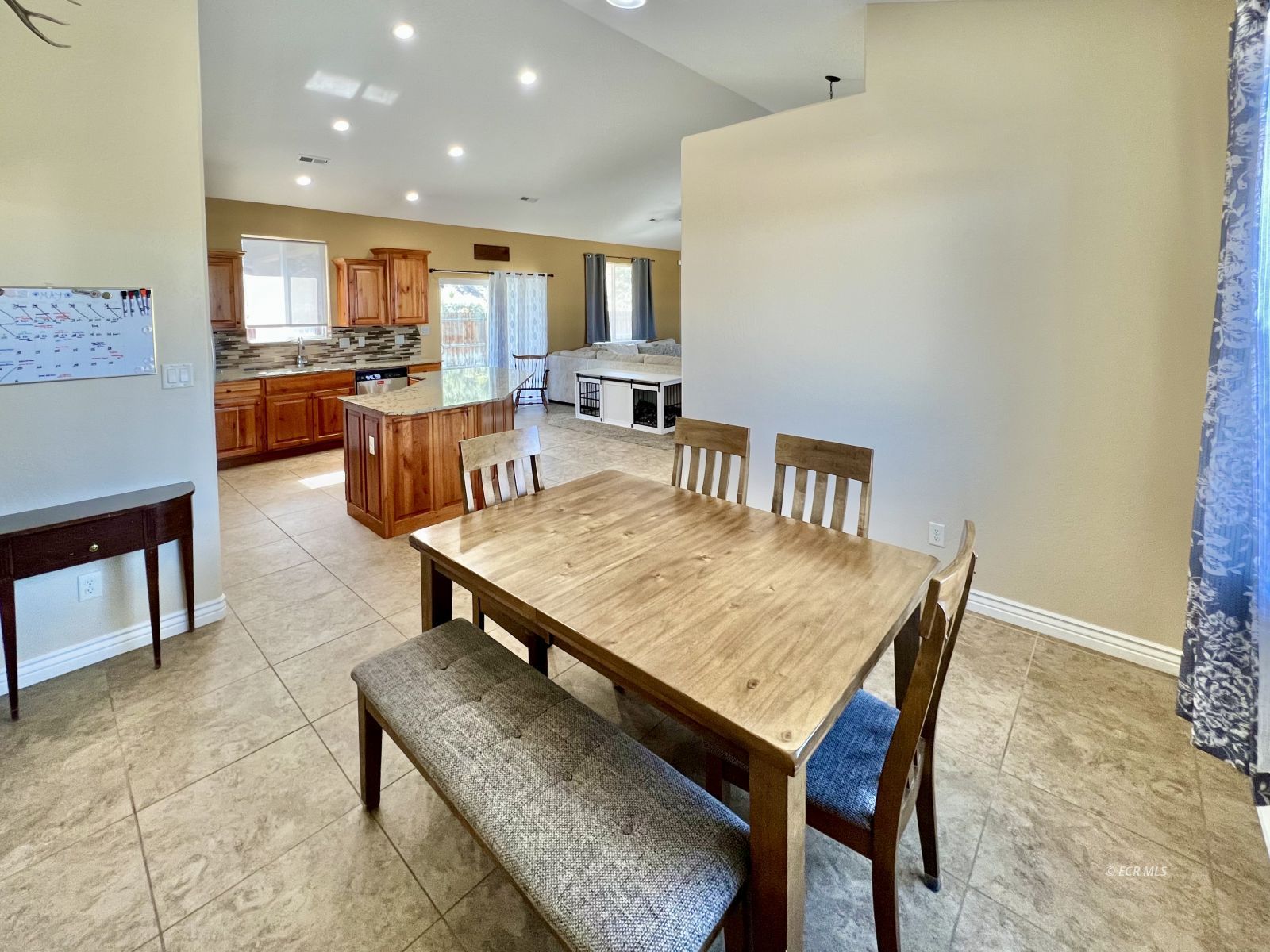 406 Fairway Circle Property Photo 11