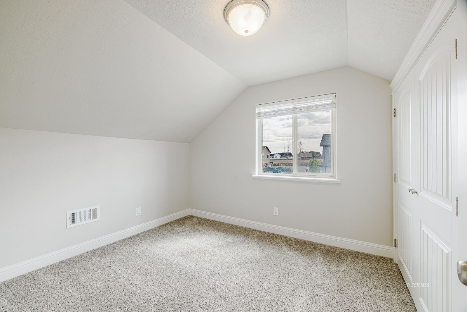 3838 Autumn Colors Drive Property Photo 31