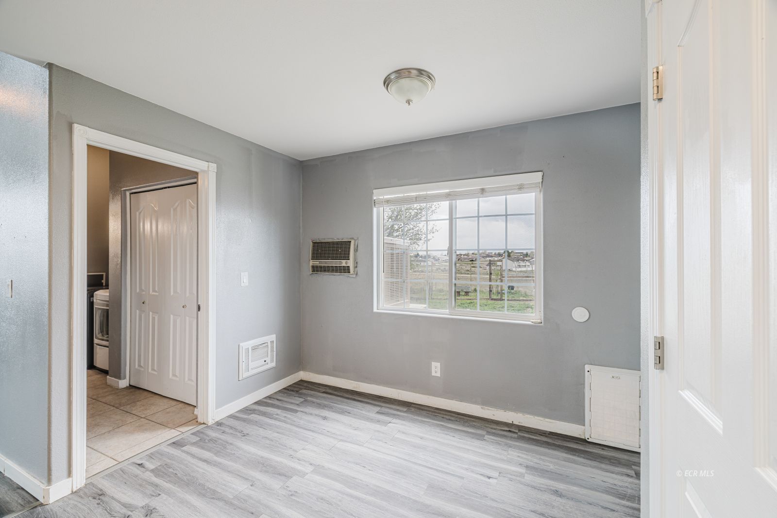 229 Country Club Parkway Property Photo 15
