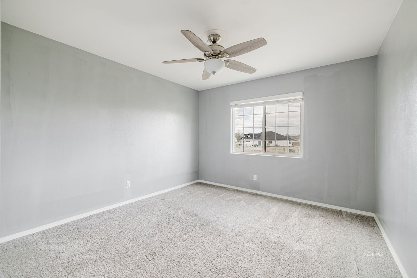 229 Country Club Parkway Property Photo 31