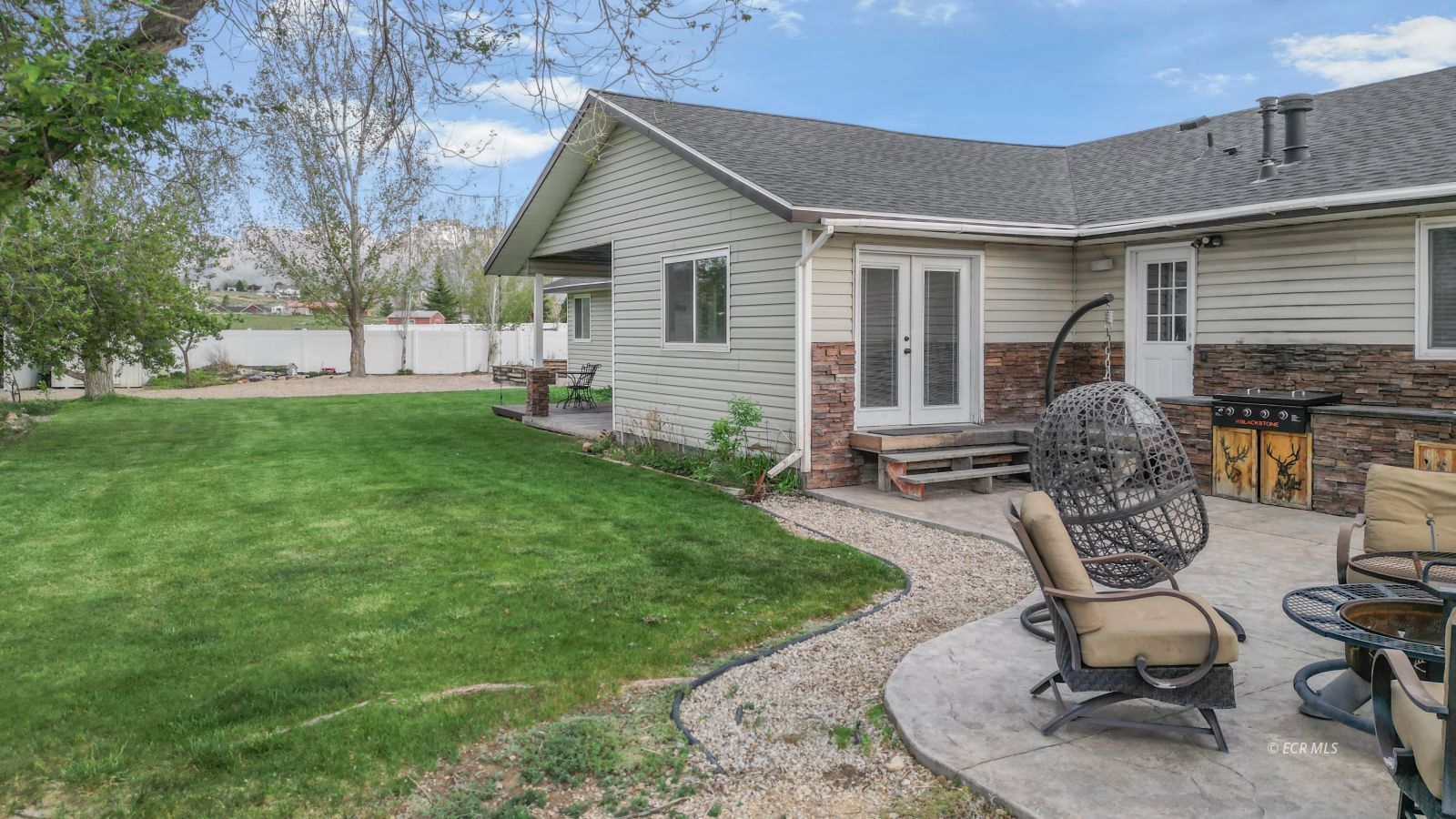 466 Lawndale Drive Property Photo 41