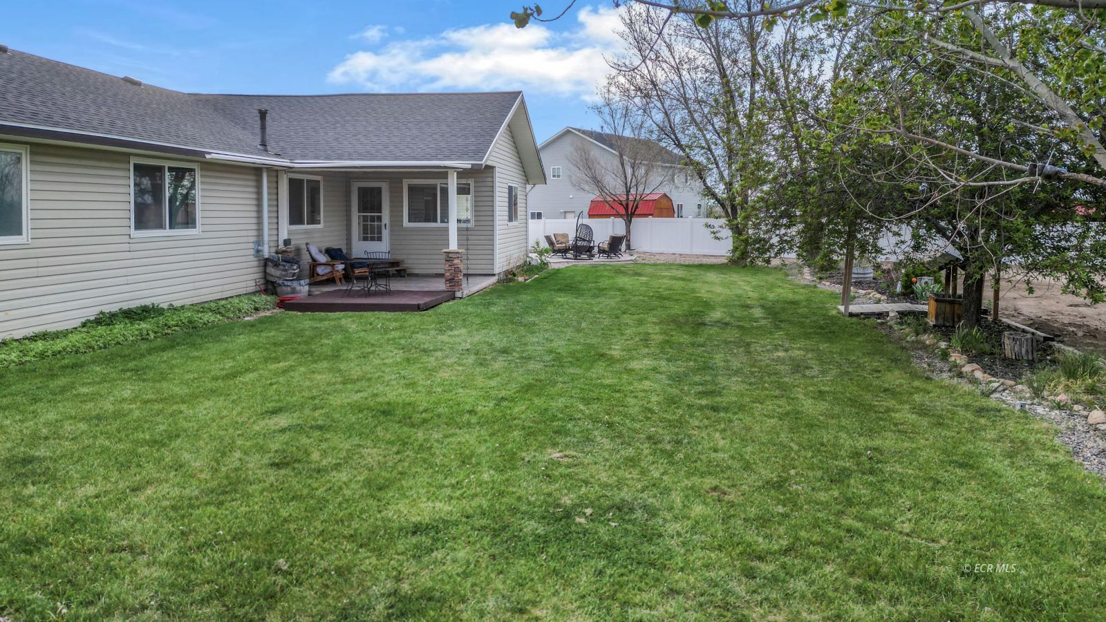 466 Lawndale Drive Property Photo 44