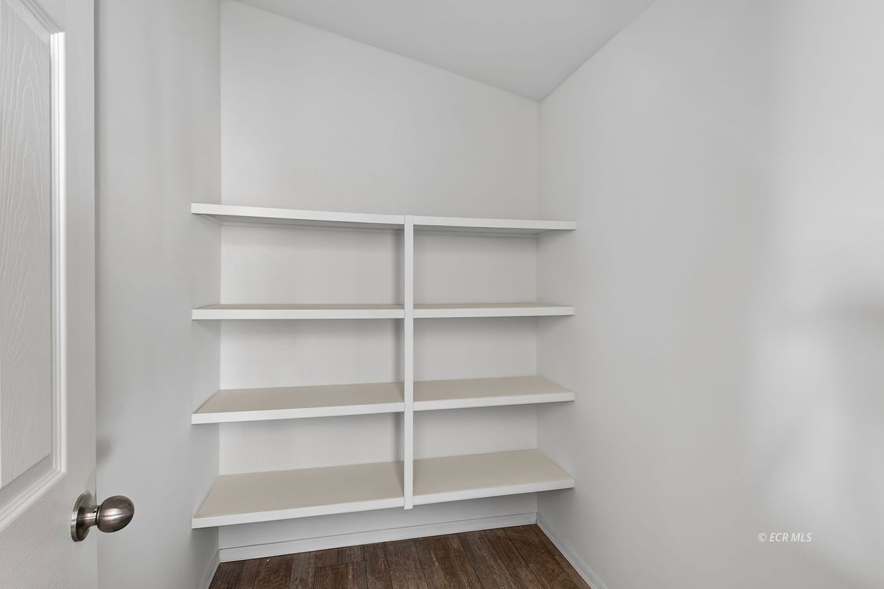 7842 Jacinto Drive Property Photo 12