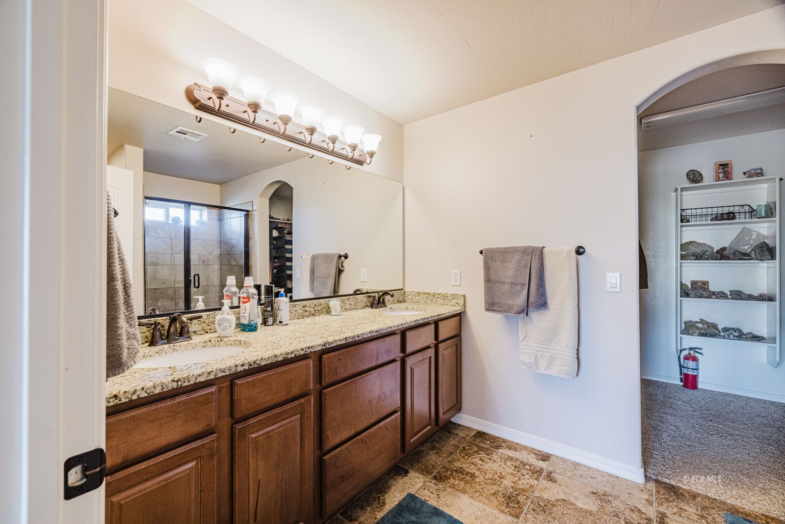 768 Clover Drive Property Photo 13