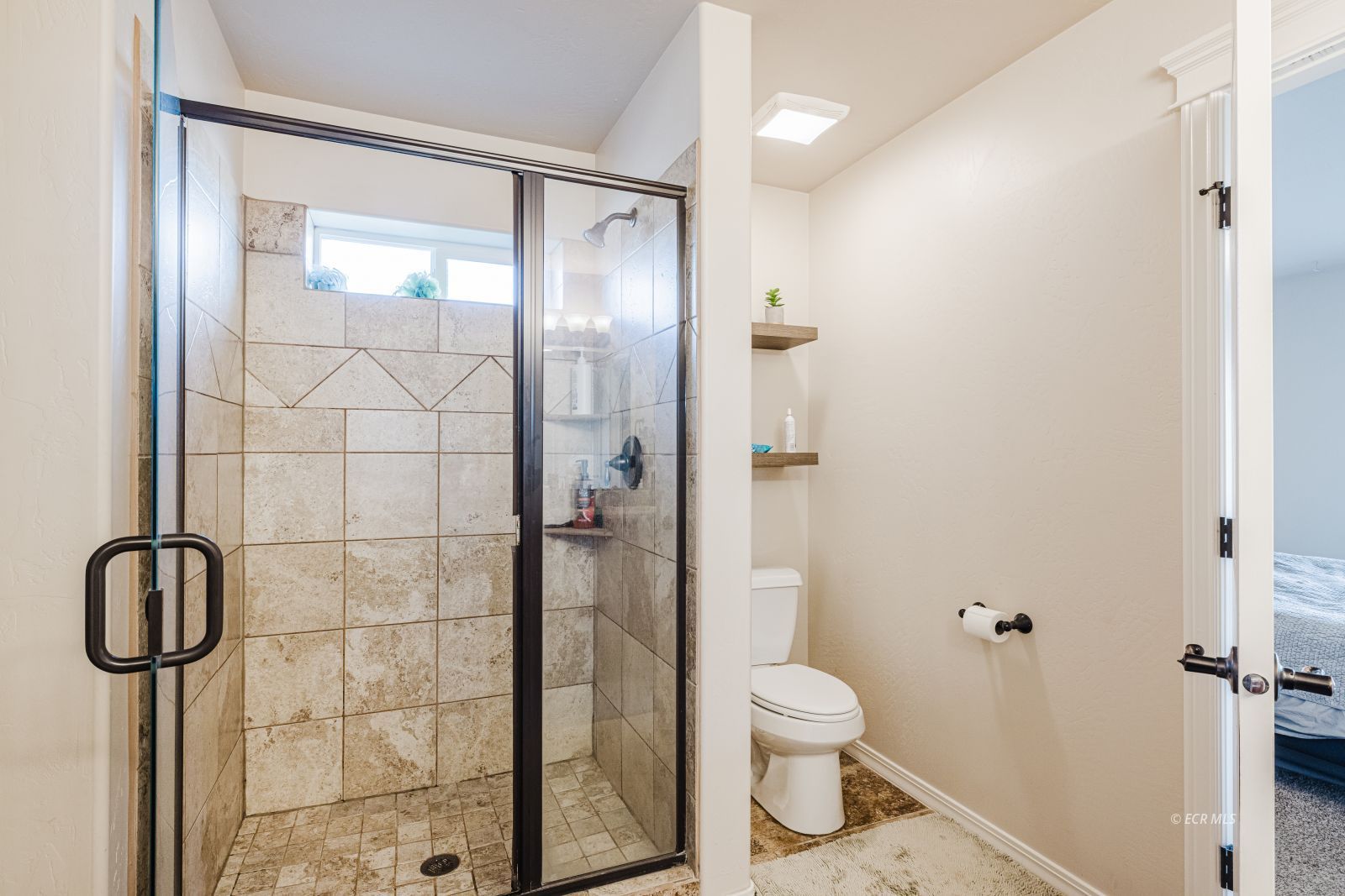 768 Clover Drive Property Photo 14