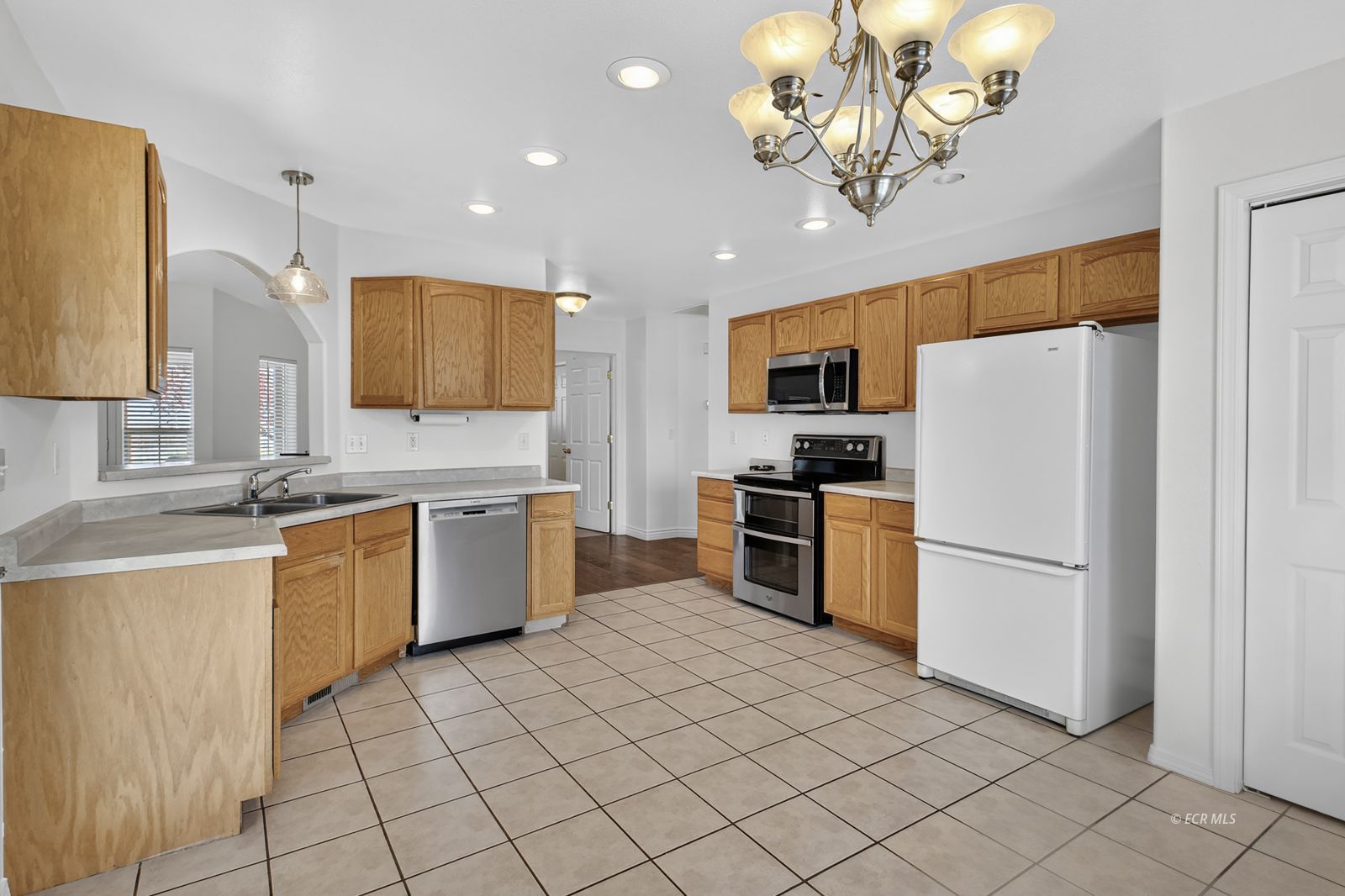 863 One Eye Drive Property Photo 9