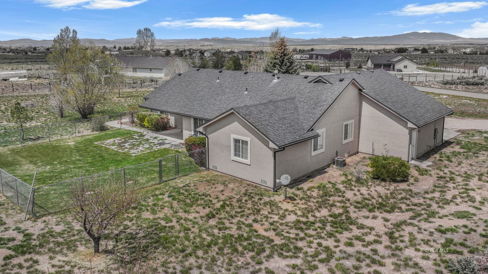 863 One Eye Drive Property Photo 25