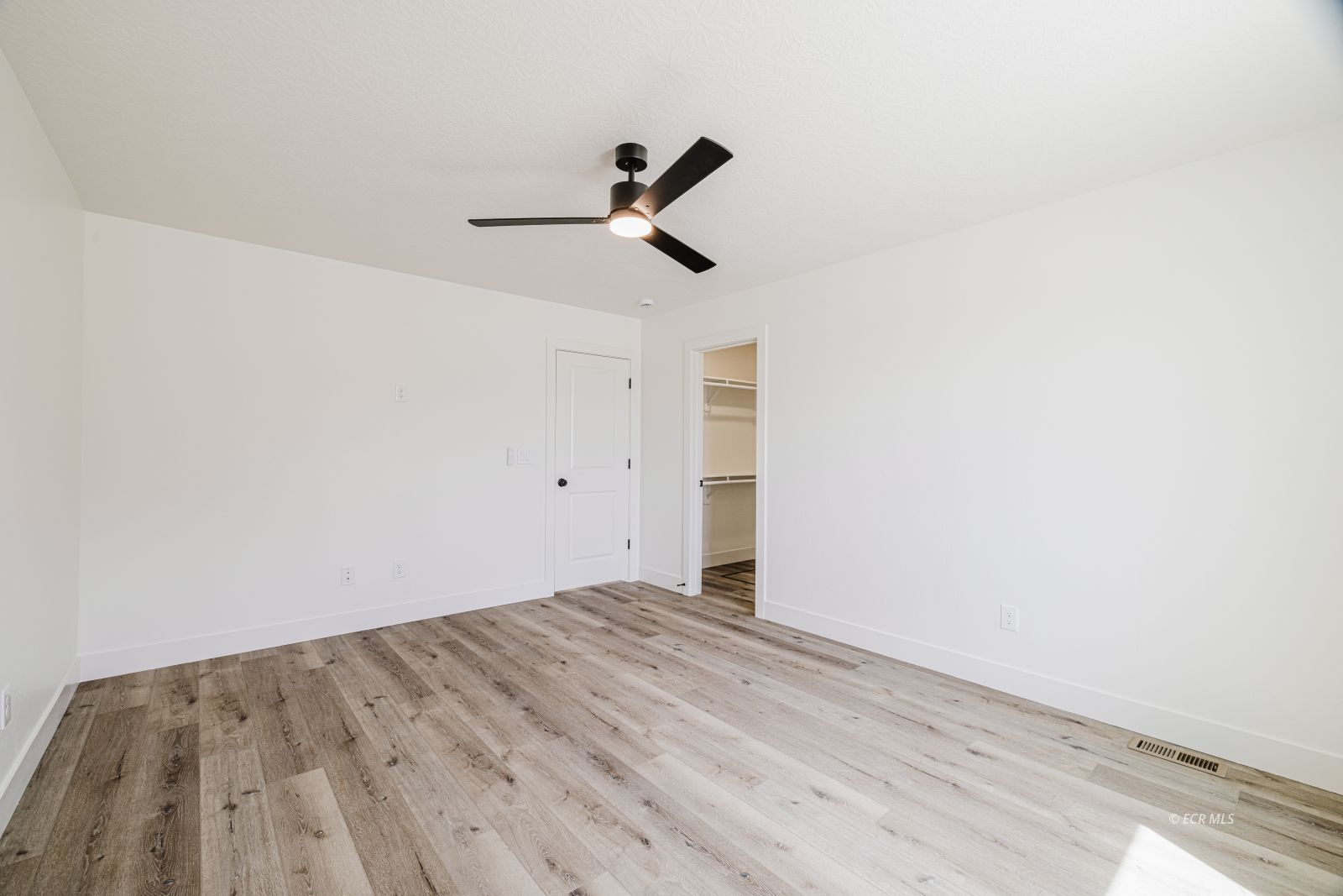 1266 Primrose Lane Property Photo 33