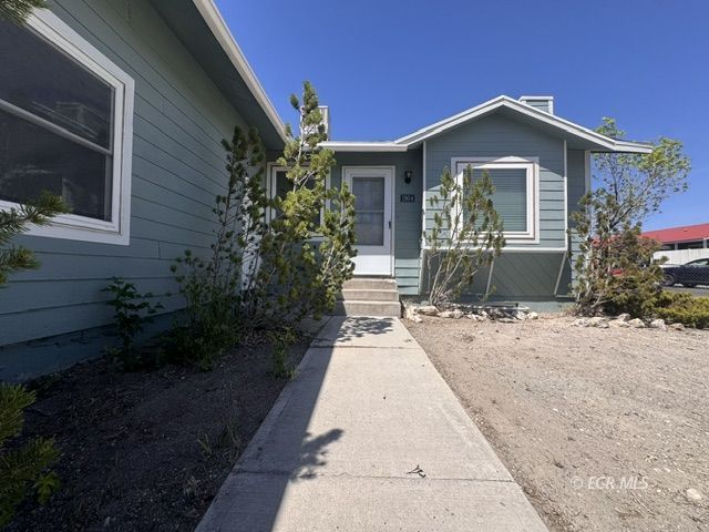 1904 W Canyon Street Property Photo 5