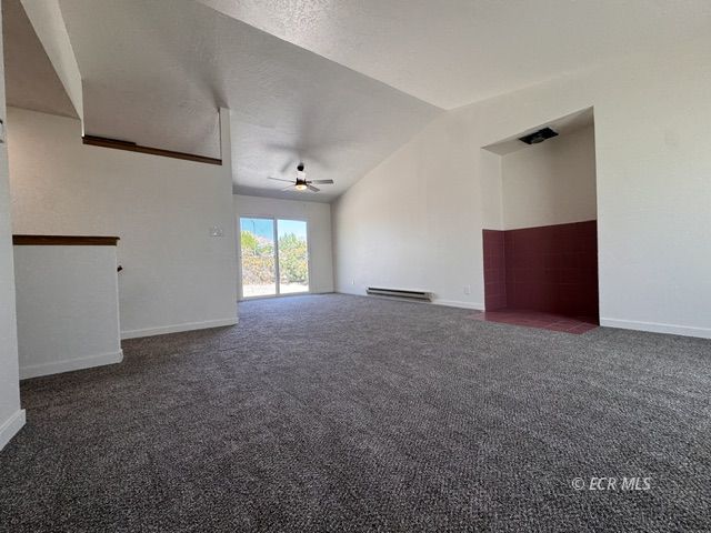 1904 W Canyon Street Property Photo 6