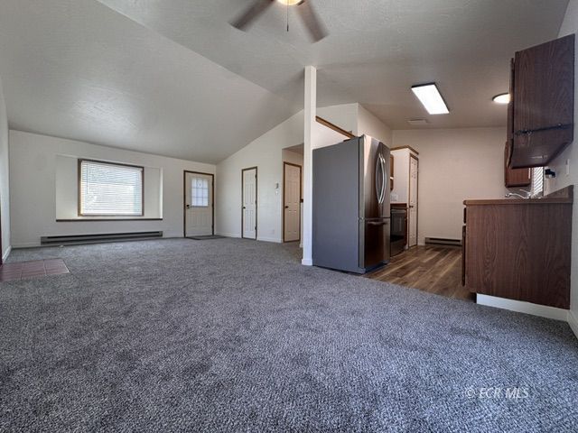 1904 W Canyon Street Property Photo 7