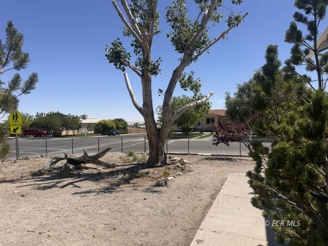 1904 W Canyon Street Property Photo 40