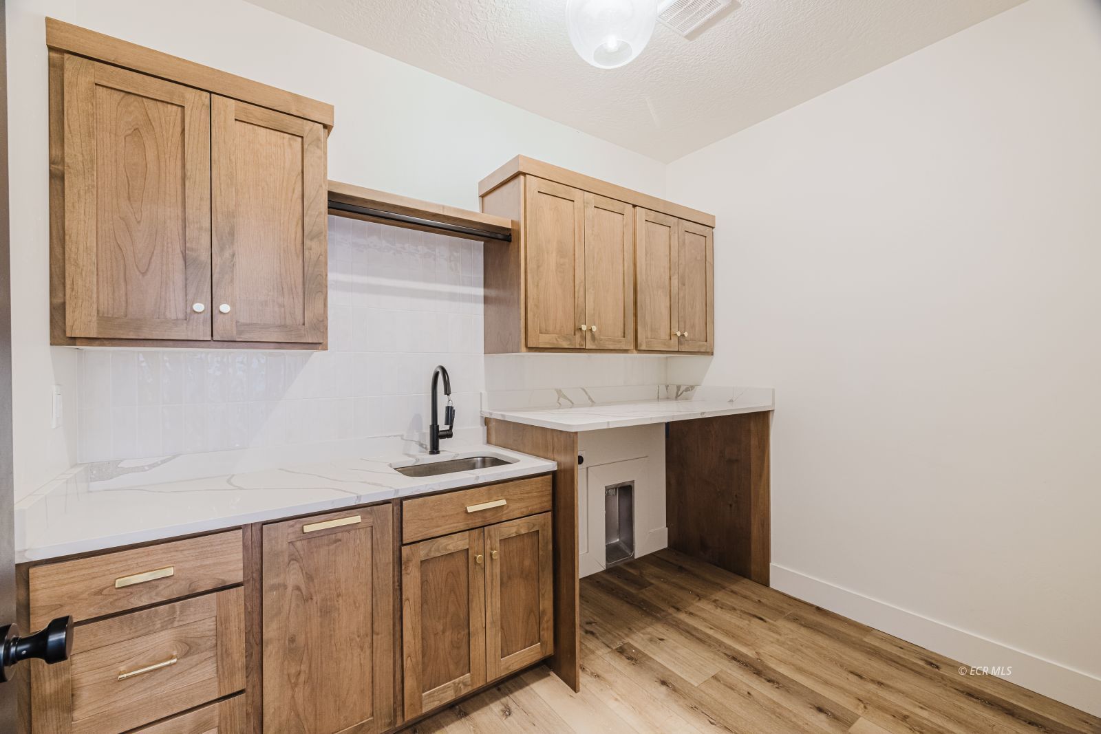 3105 Newcastle Circle Property Photo 41