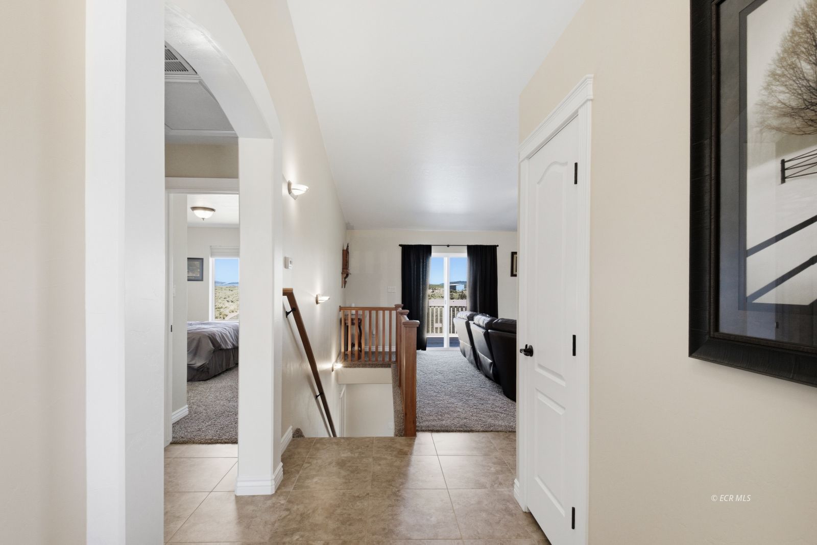 221 Glenvista Drive Property Photo 11